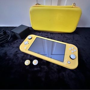 Nintendo Switch Lite! Color: Yellow
